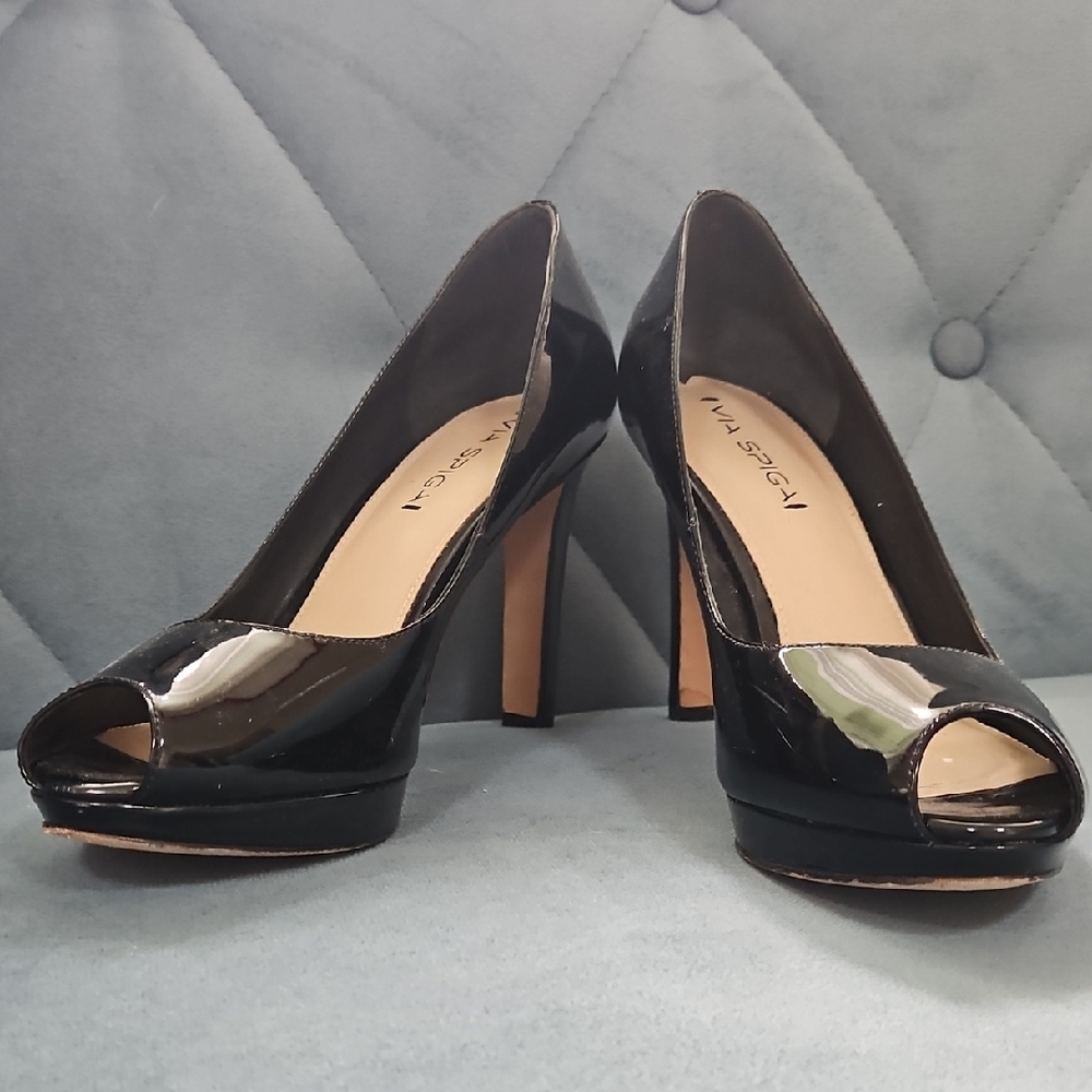 Via Spiga Shiny Black Peep Toe Heels